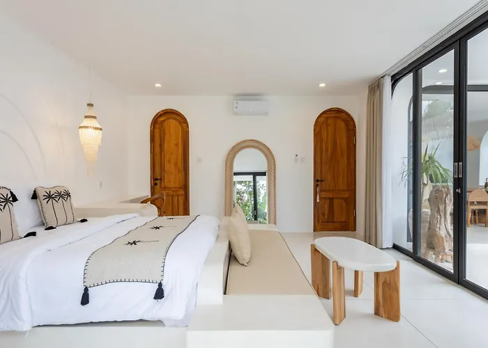Casa Cherish Canggu 3Br River Side Villa